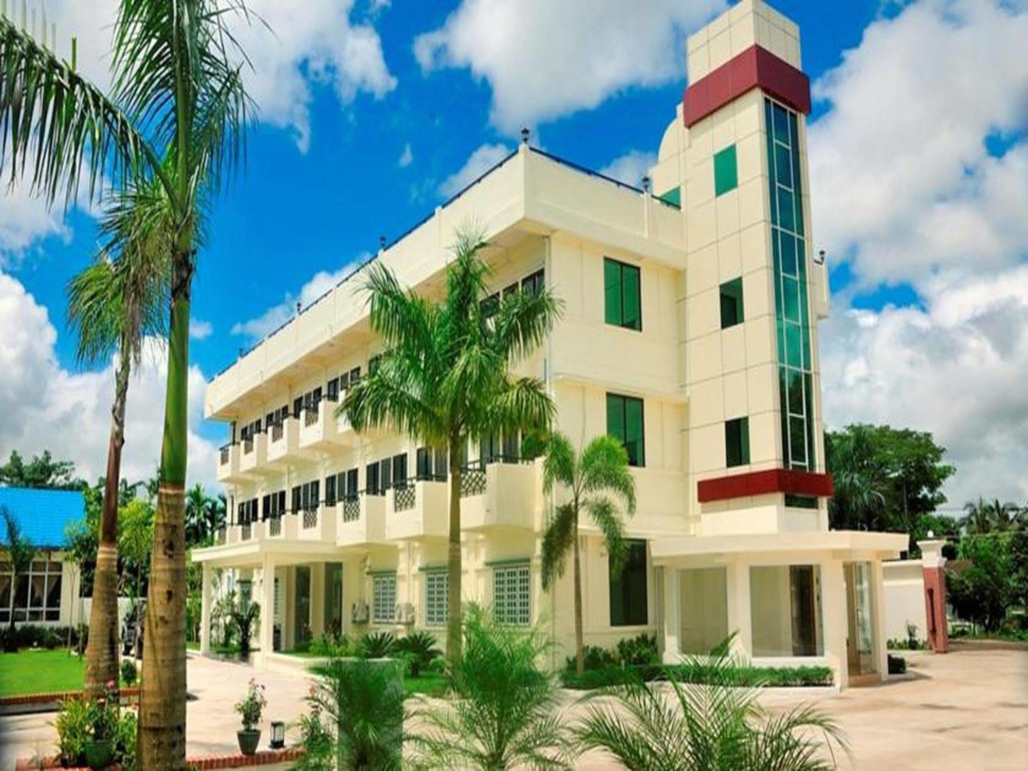 Royal Golden View Hotel Yangon Exterior foto